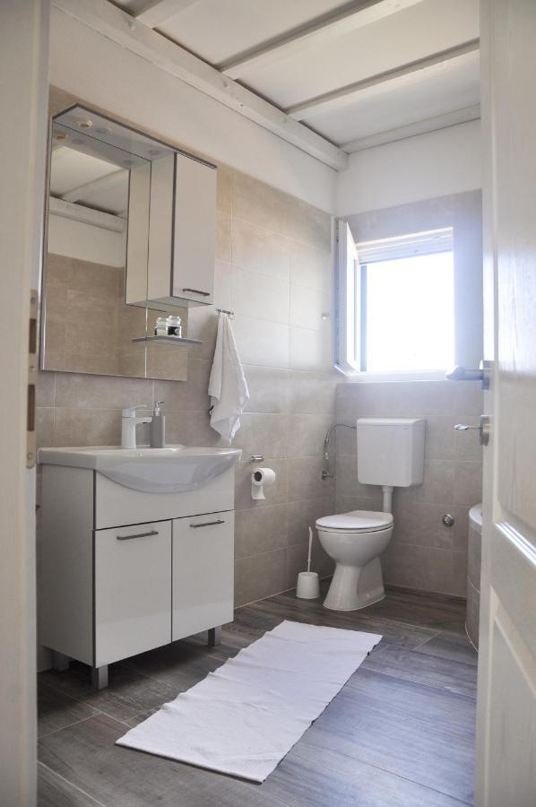 Apartmani Carnizza Ražanac Kültér fotó