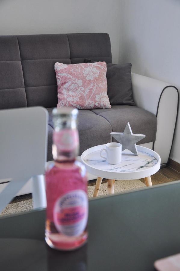 Apartmani Carnizza Ražanac Kültér fotó
