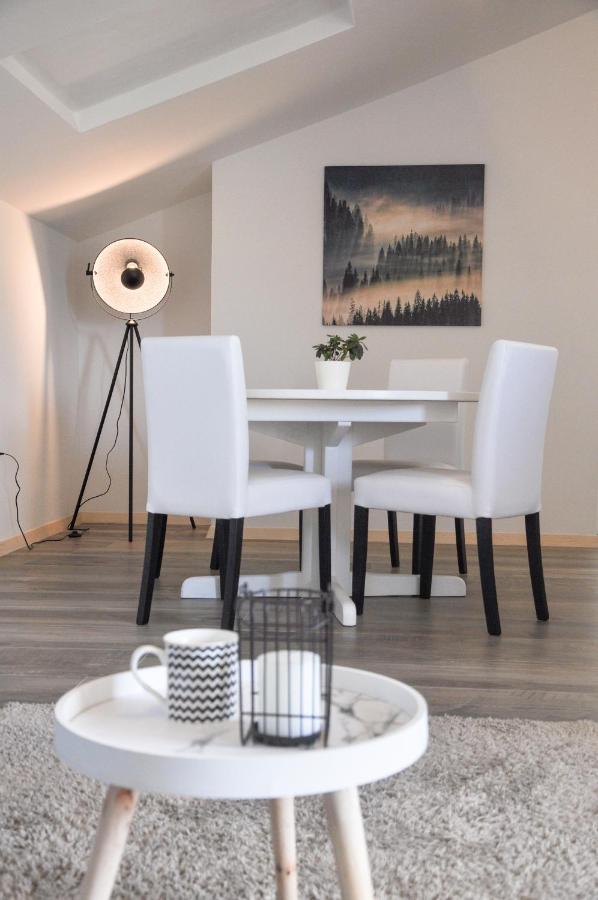 Apartmani Carnizza Ražanac Kültér fotó