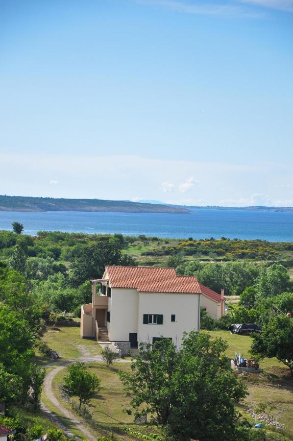 Apartmani Carnizza Ražanac Kültér fotó